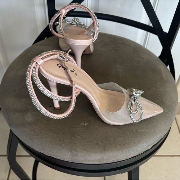 Size 8.5 Qupid Blush transparent Rhinestone Bow Ankle Strap Pointy Toe 4” heels - Picture 5 of 9